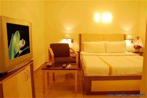Hotel Komfort Terraces Bengaluru Pokój zdjęcie